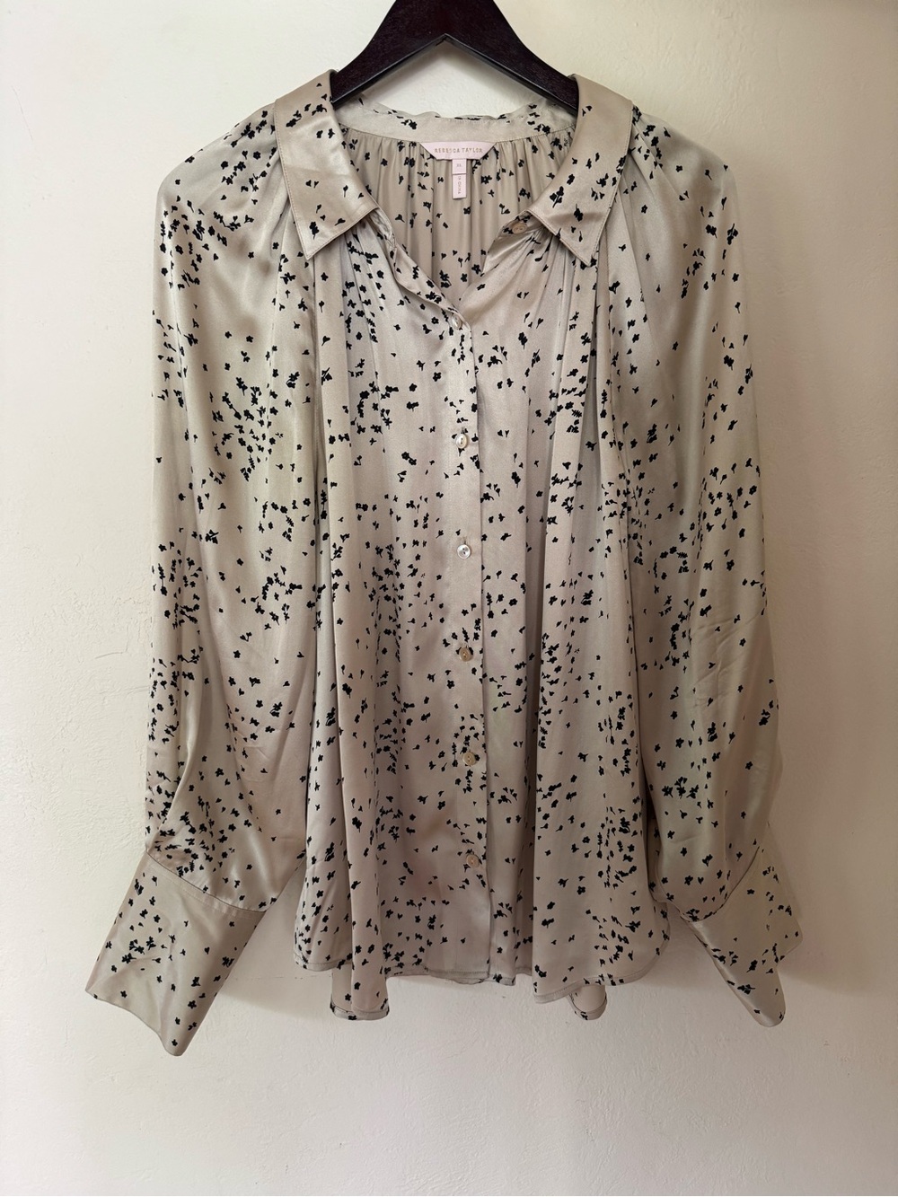 Rebecca Taylor 100% Silk Button Down Blouse XL Cream Black Floral Print